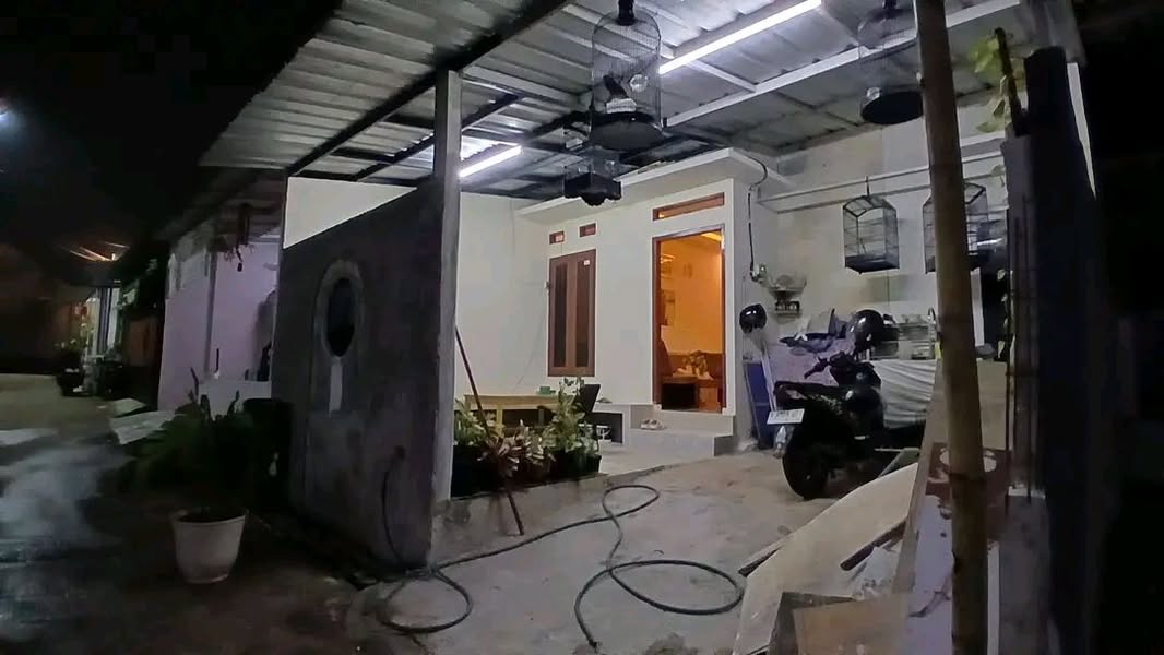 Rumah Diamond Lake Side Sawangan Depok