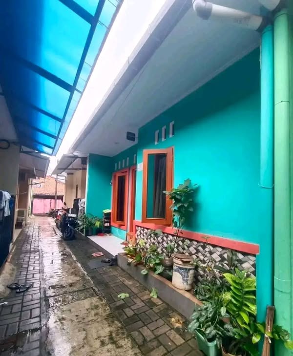Rumah Secondary Kamp Tengah Bogor