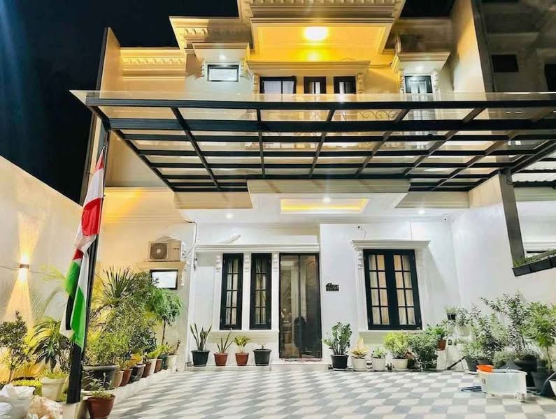 Rumah Mewah di Ciganjur Jaksel