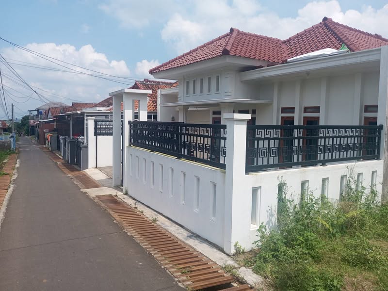 Rumah di Awirarangan Pusat Kota Kuningan