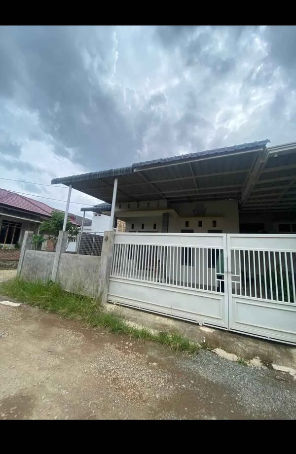 Rumah type 100