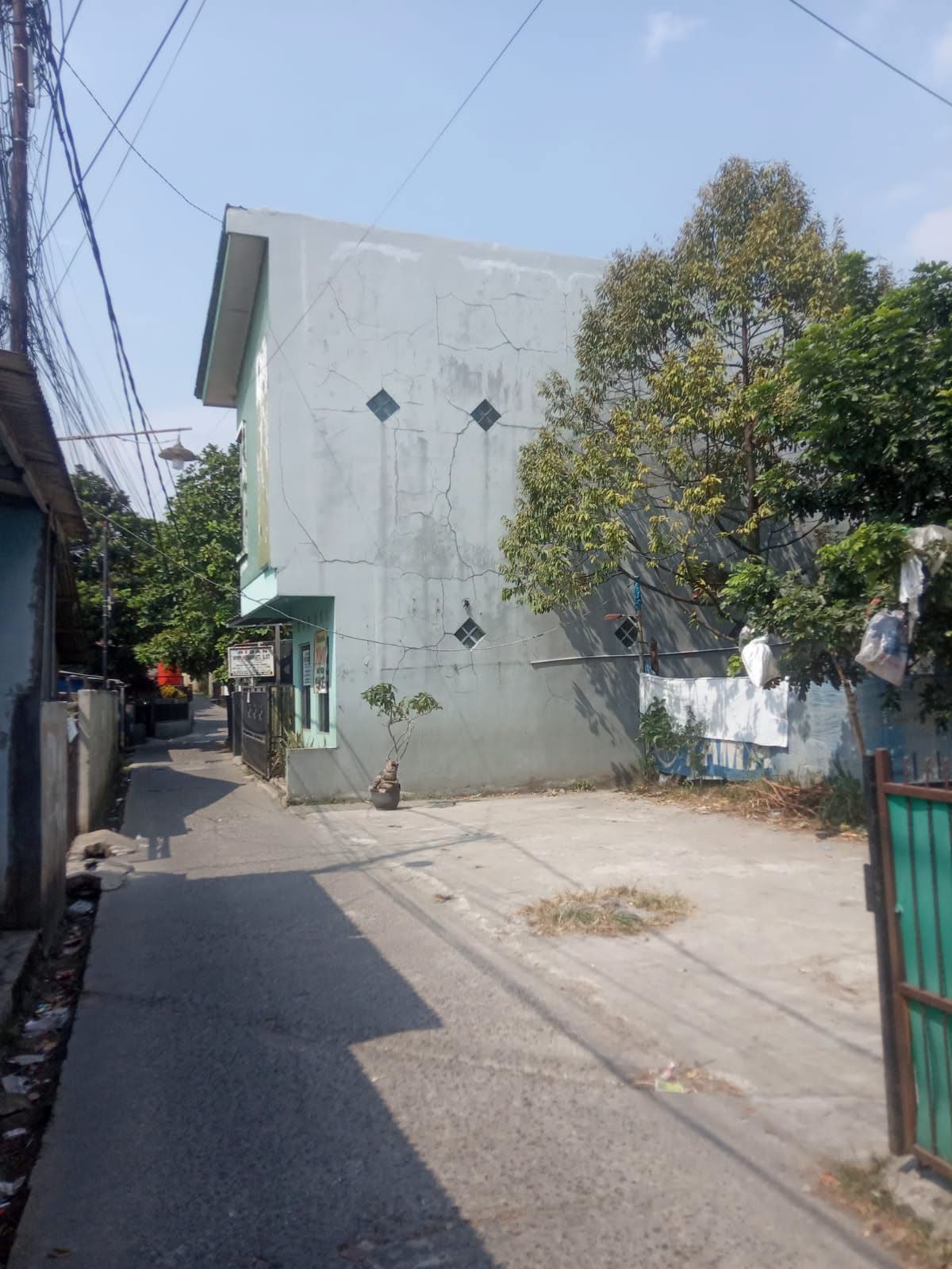 Foto 1 Dijual Rumah di KABUPATEN BOGOR - Dijual Rumah minimalis dua lantai