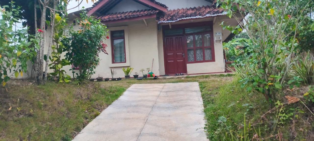 RUMAH LUAS TANAH 40 TUMBAK PINGGIR JALAN STRATEGIS CIAMIS