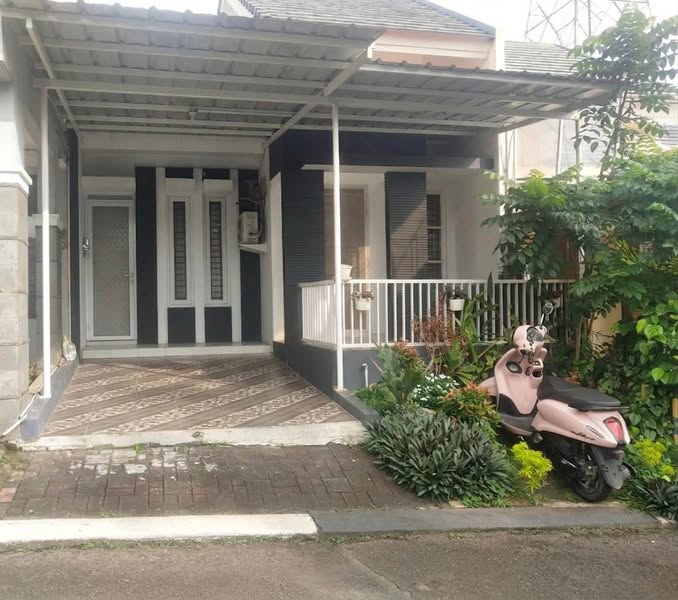 Foto Dijual Rumah di KABUPATEN BOGOR - Rumah Siap Huni di Legenda Wisata Cibubur
