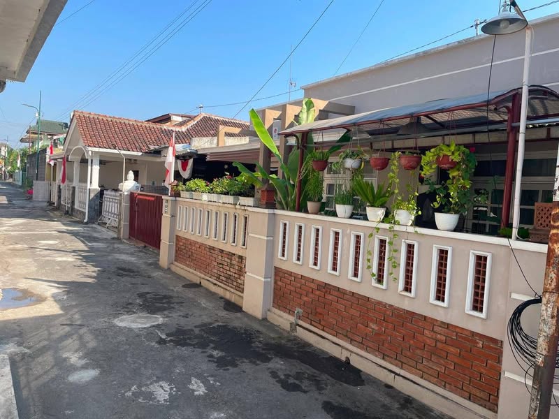 Foto Dijual Rumah di KOTA YOGYAKARTA - Rumah siap huni dan strategis di Rejowinangun Kodya Yogyakarta