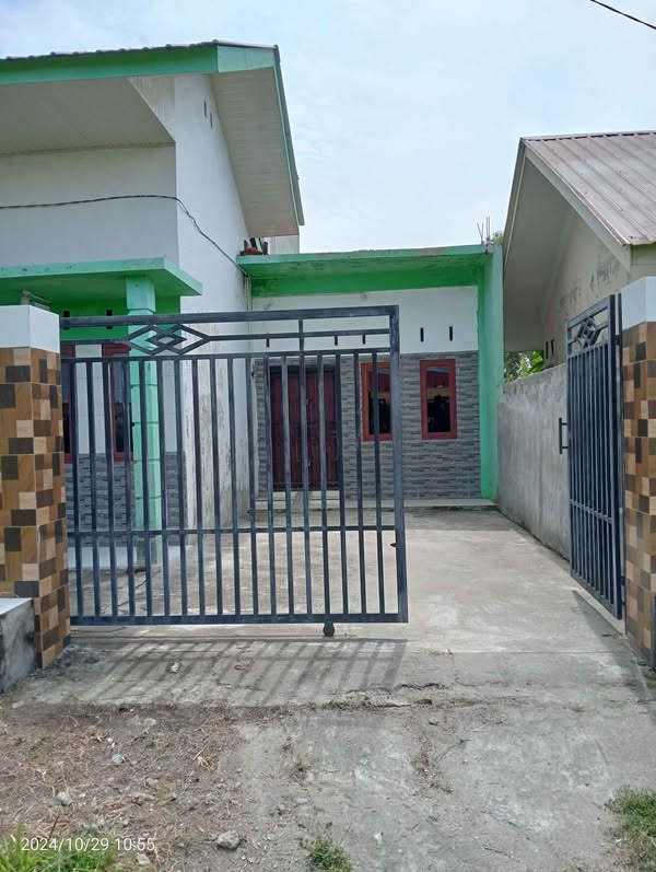 Rumah 2 Lantai Perumahan Jamal