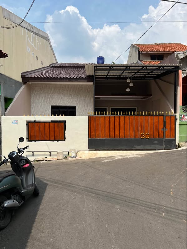 Foto Dijual Rumah di KOTA JAKARTA TIMUR - Rumah Baru Di Kelapa Dua Wetan, Ciracas, Jakarta Timur