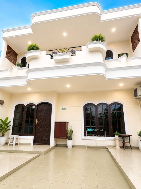 Rumah 2 Lantai Di Dalam Perumahan