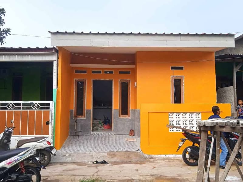 Rumah kampung siap huni Cigombong Lido