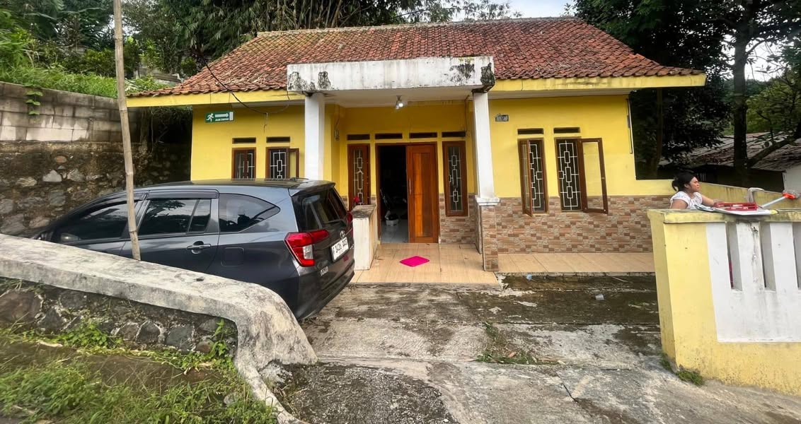 Rumah di Cilendek Timur