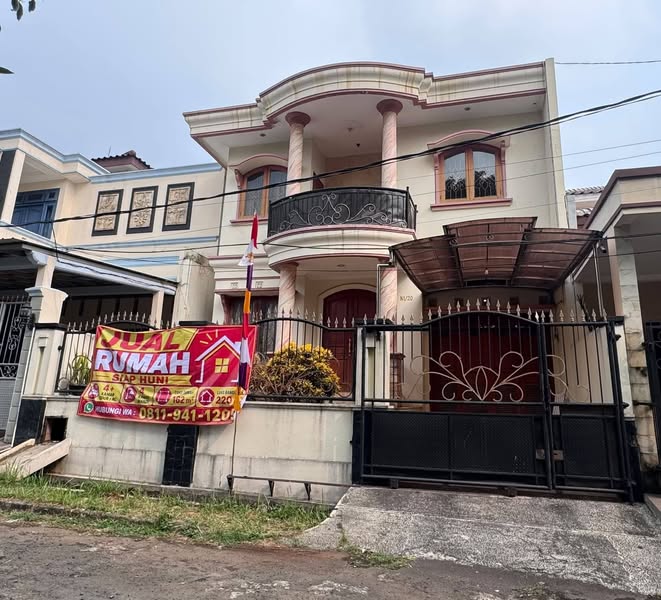 Rumah di Taman Laguna Cibubur