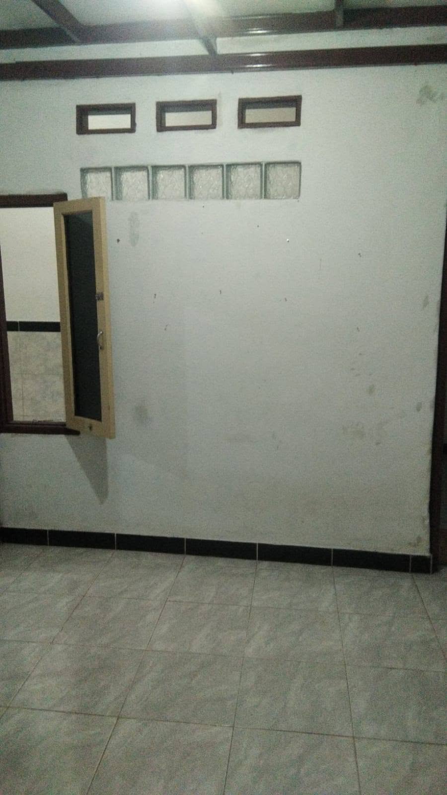 Foto 2 Dijual Rumah di KABUPATEN BOGOR - Dijual cepat rumah 250 Juta nego