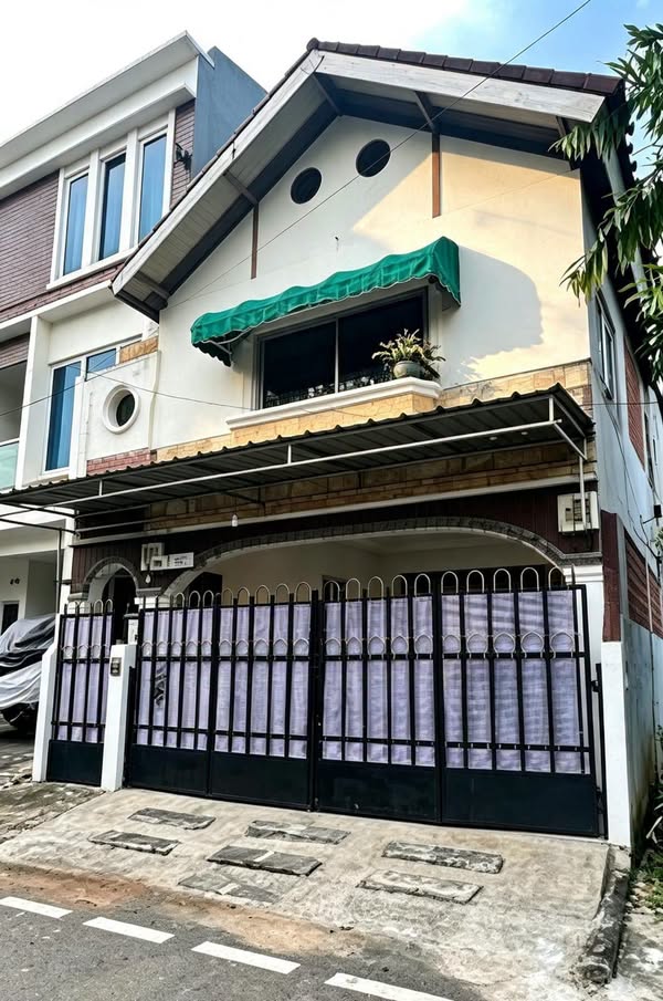 Rumah Cempaka Putih Tengah