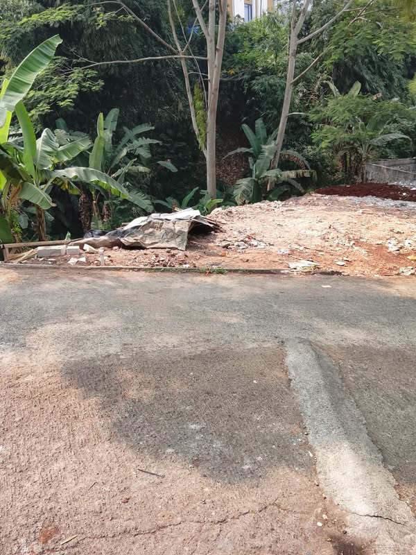 TANAH AKSES MOBIL MILIK PRIBADI