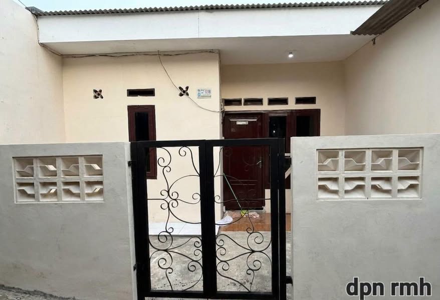 Rumah berikut kontrakan di Cilangkap Depok