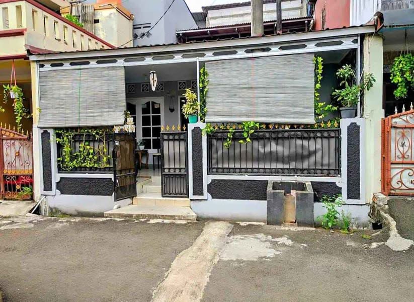 Tanah n Bangunan rumah di pondok kopi Jakarta Timur