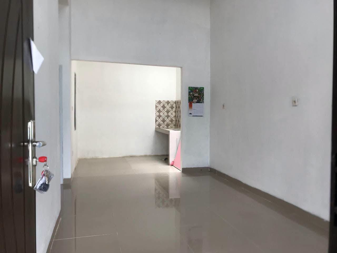Foto 3 Dijual Rumah di KABUPATEN BOGOR - Rumah 380 Jutaan – Lokasi Pinggir Jalan, Jalan 7 Meter!