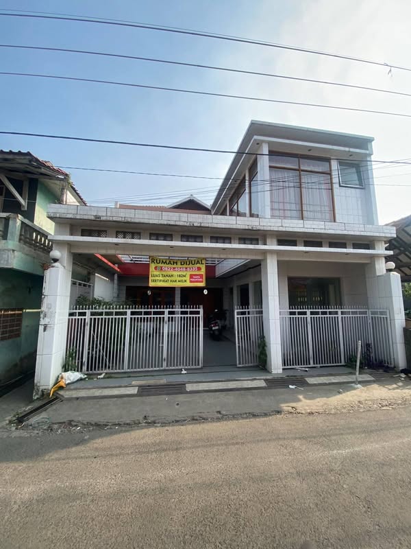 Rumah di Caringin padalarang