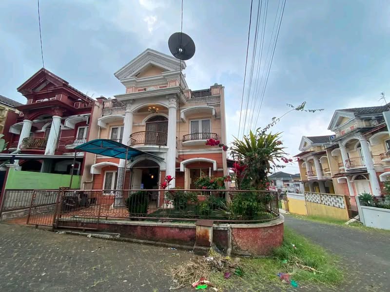 Villa Cibinong Bogor