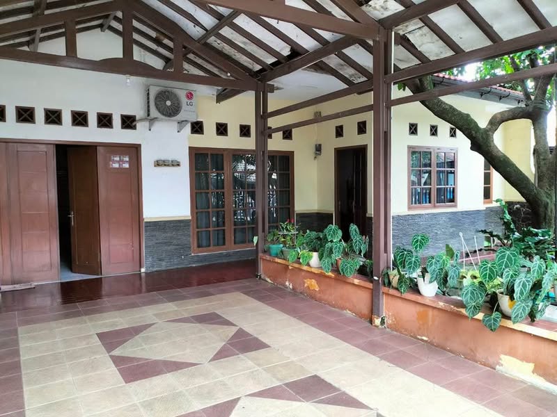 Rumah 2 Lantai Perumahan Cimanggu Permai
