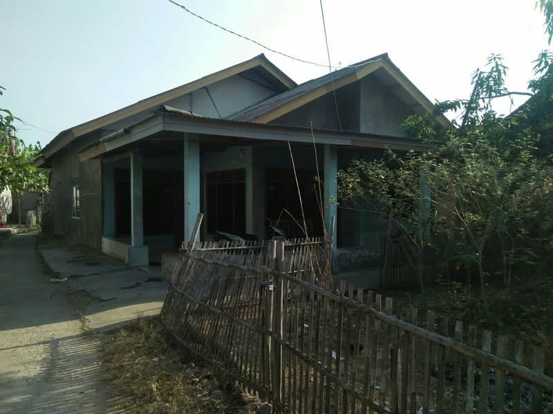 Dijual Jual Rumah Kampung Siap Huni 4 Kamar di Kutawargi