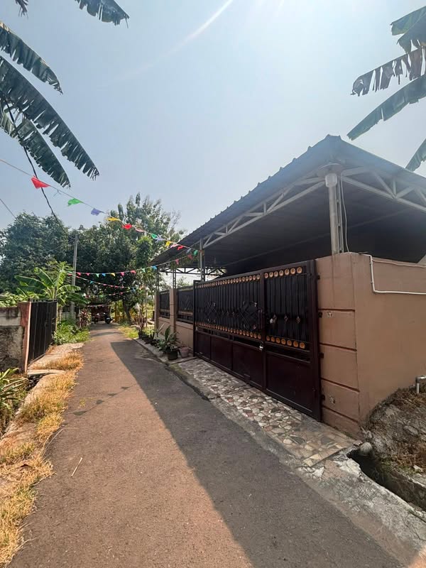 Dijual Rumah Luas 200m Full Bangunan SHM di Serang Banten