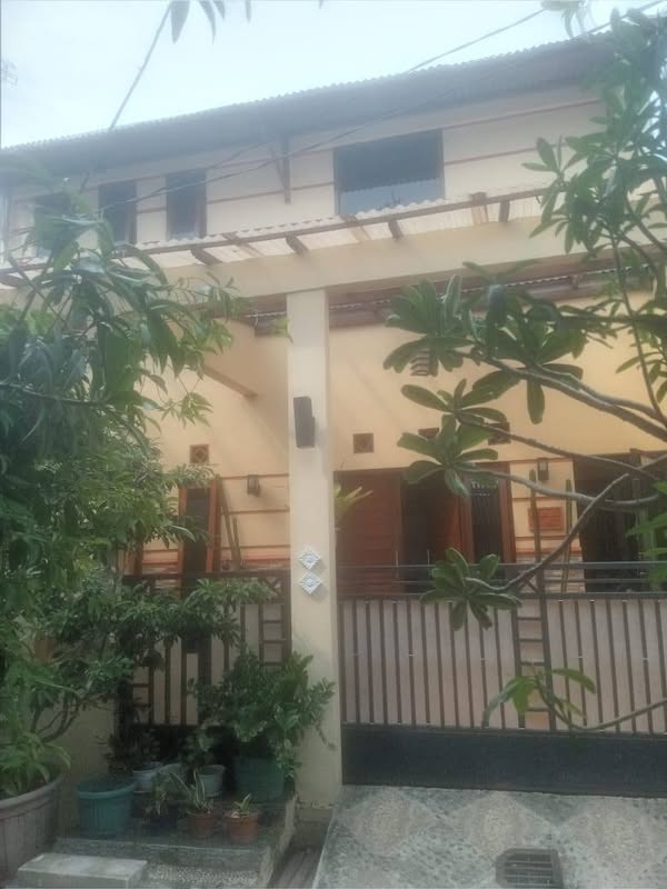 Dijual Rumah Full Furnished 4 KT SHM Siap Huni - Strategis