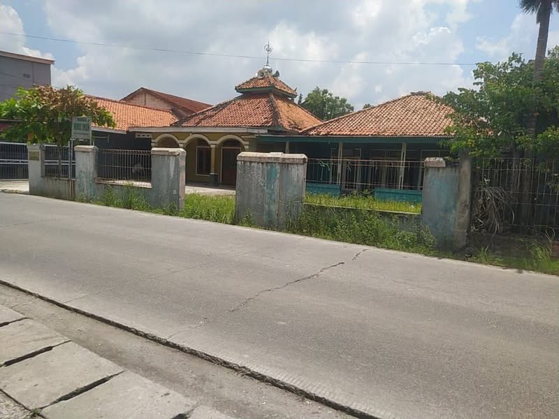 Dijual Jual Rumah Kampung SHM Pinggir Jalan Utama Tambun