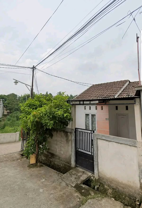 Dijual Rumah Hook di Kemang Resident Bogor SHM 2 Kamar