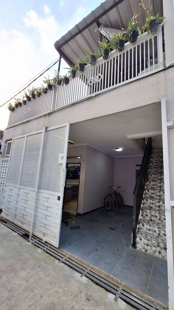 Dijual Rumah Cantik Siap Huni Strategis di Bandung Selatan