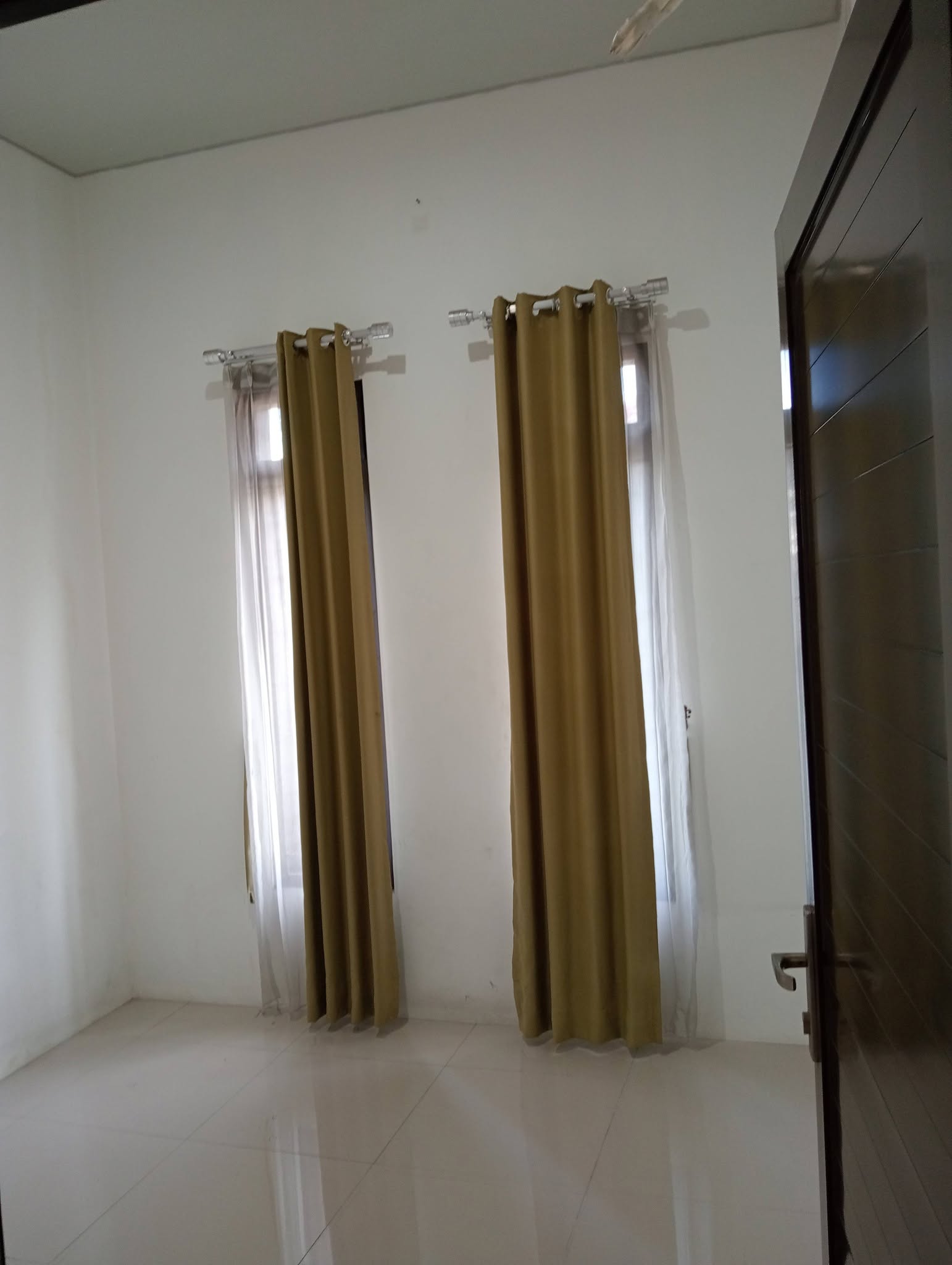 Foto 3 Dijual Rumah di KOTA BEKASI - Rumah Siap Huni Bintara Loka Indah Bekasi Barat