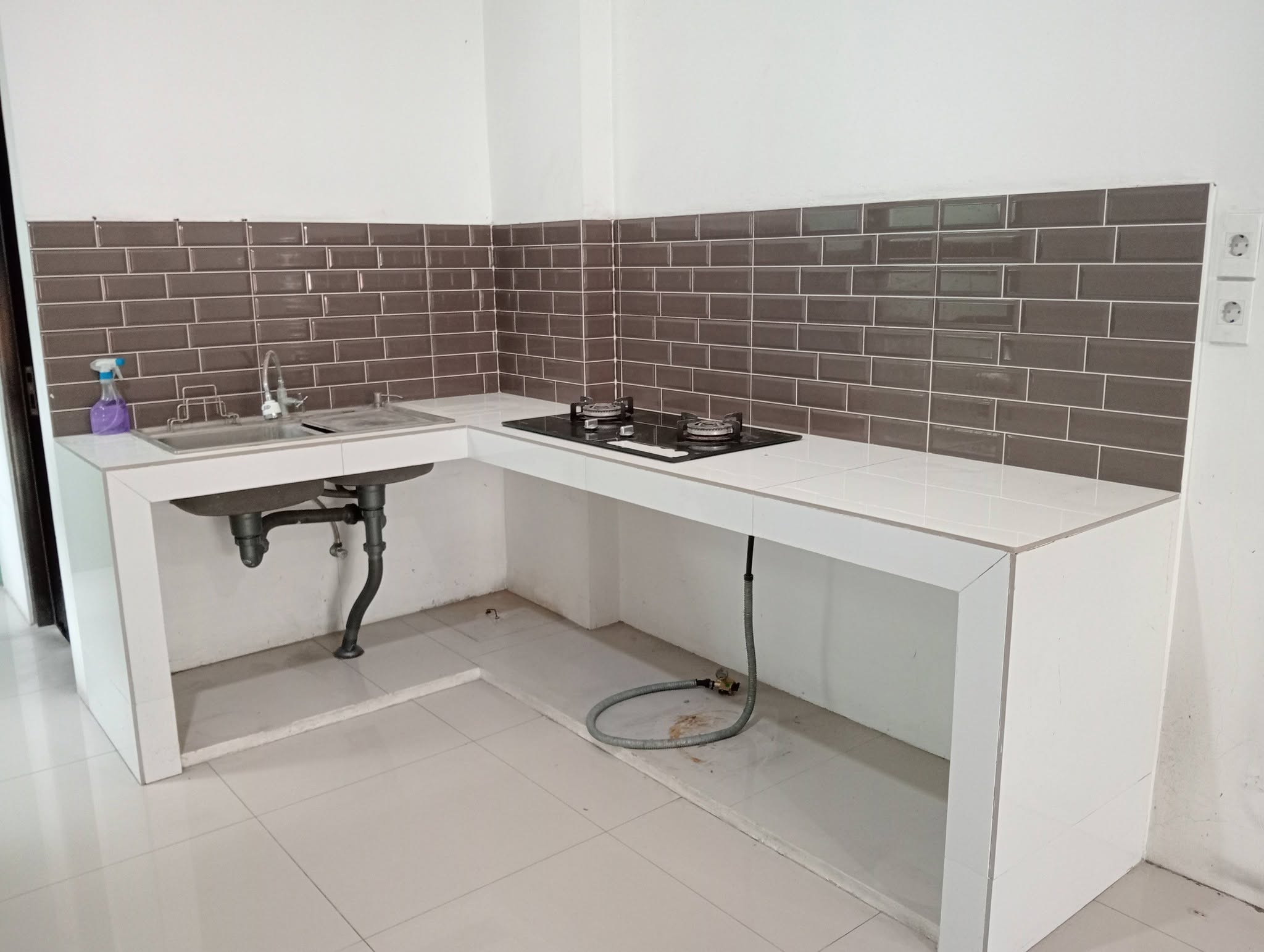 Foto 9 Dijual Rumah di KOTA BEKASI - Rumah Siap Huni Bintara Loka Indah Bekasi Barat
