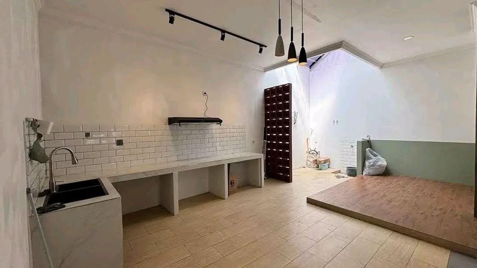 Foto 7 Dijual Rumah di KOTA BANDUNG - Rumah Cantik di Pinggir Jalan Sindanglaya Arcamanik