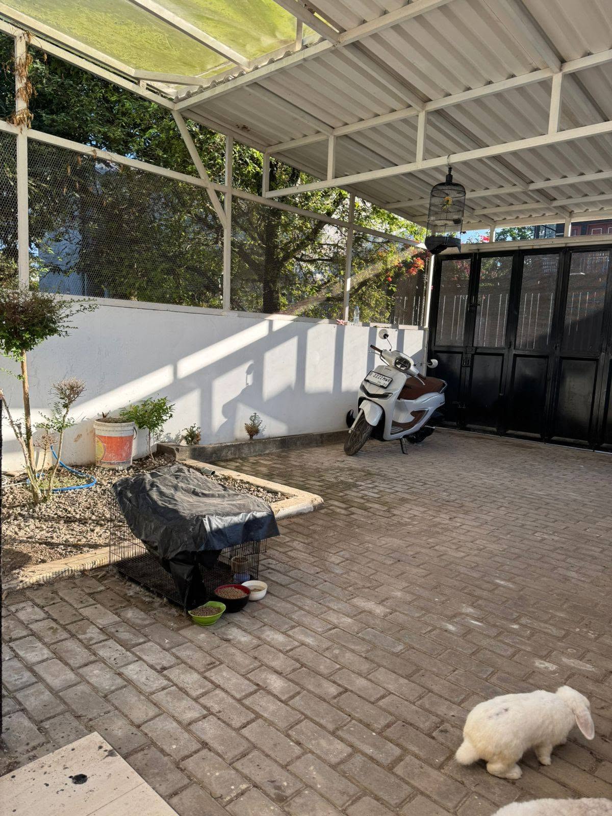 Foto 2 Dijual Rumah di KOTA BANDUNG - DIJUAL RUMAH SIAP HUNI (BISA DIKEMBANGKAN)
