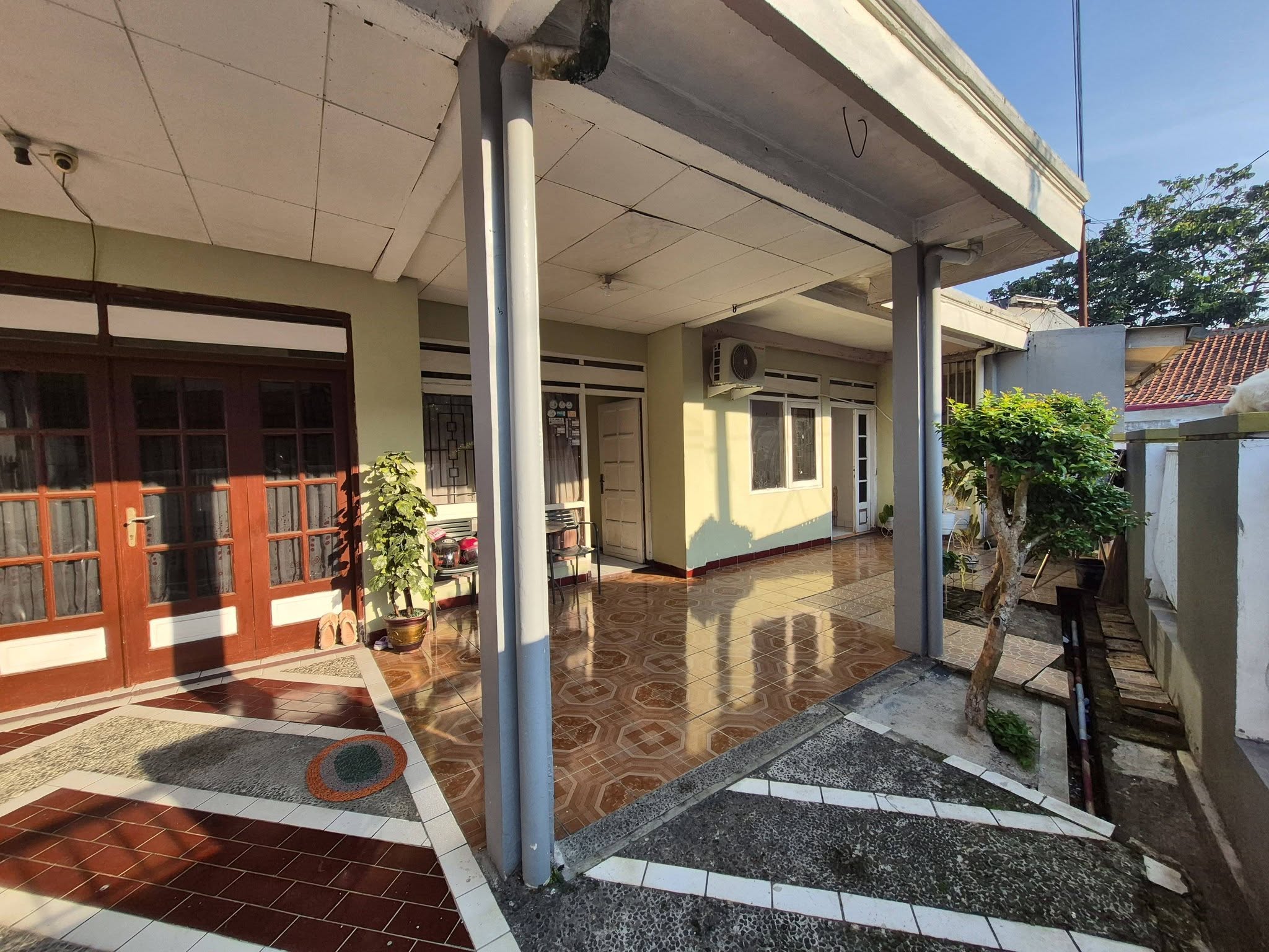 Foto 2 Dijual Rumah di KOTA BOGOR - DI JUAL RUMAH KOMPLEK KEHUTANAN SELAKOPI KOTA BOGOR..