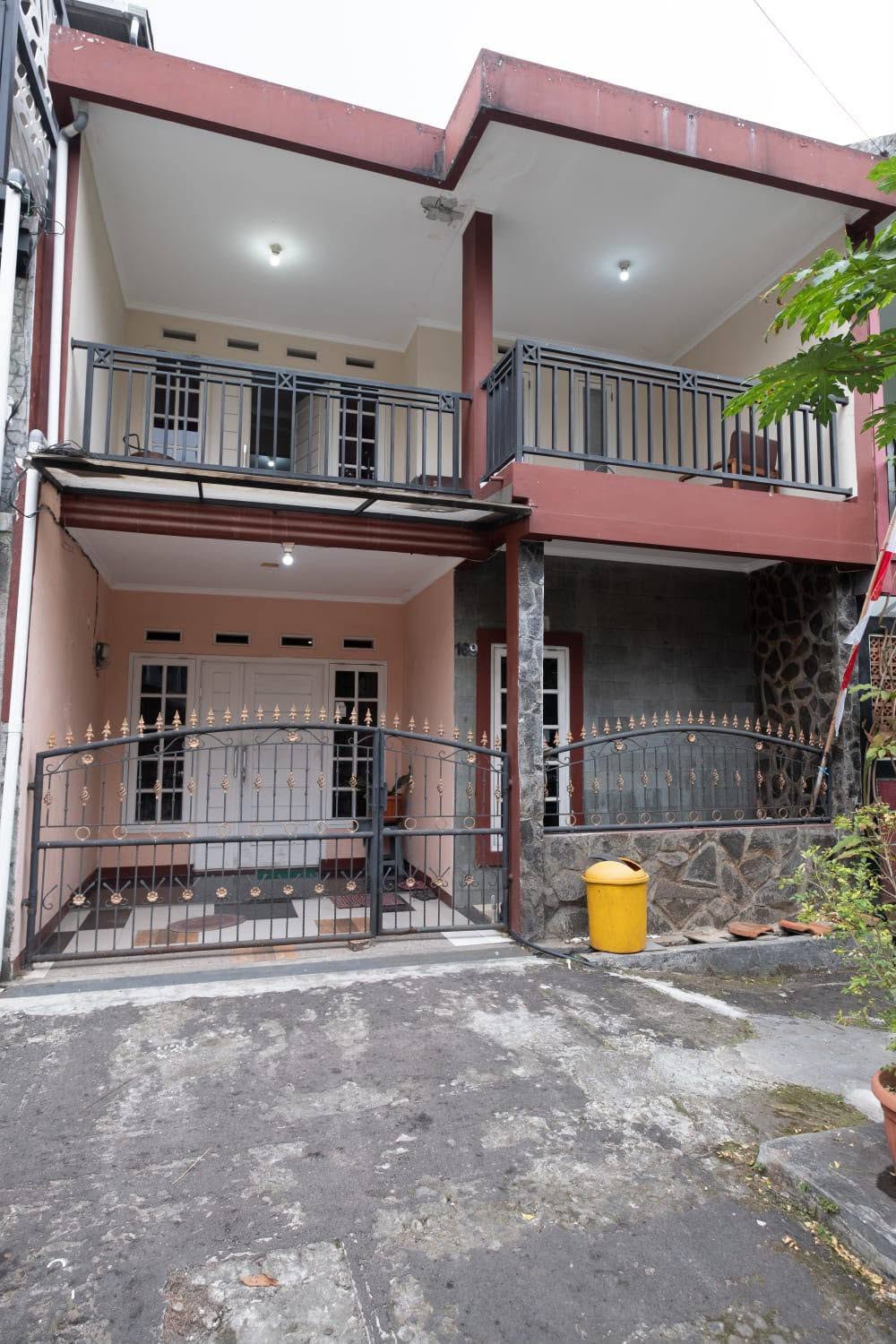 jual cepat rumah di kawasan strategis Sarijadi nihh