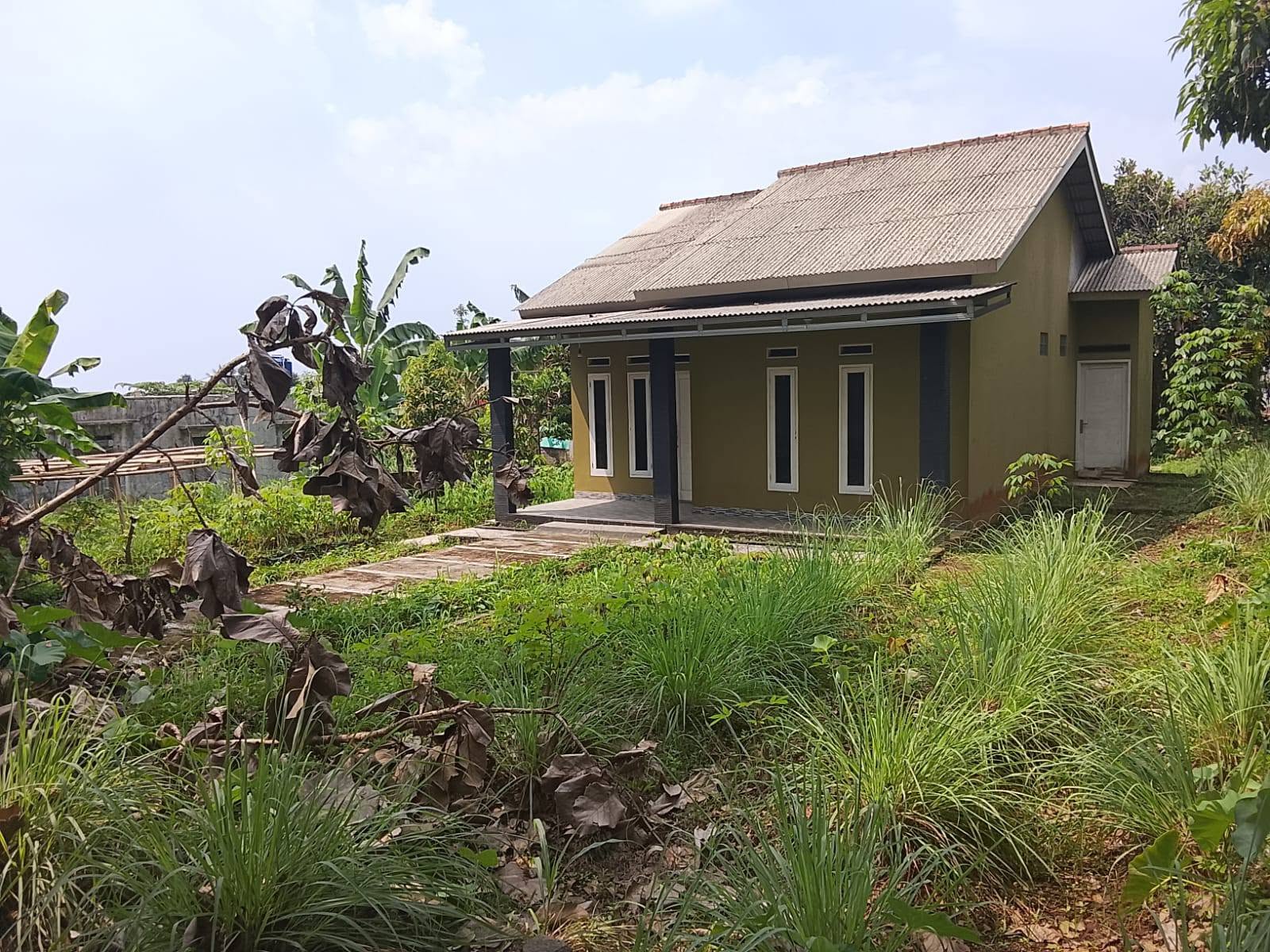 Foto 2 Dijual Rumah di KABUPATEN BOGOR - Dijual cepat BU tanah dan bangunan