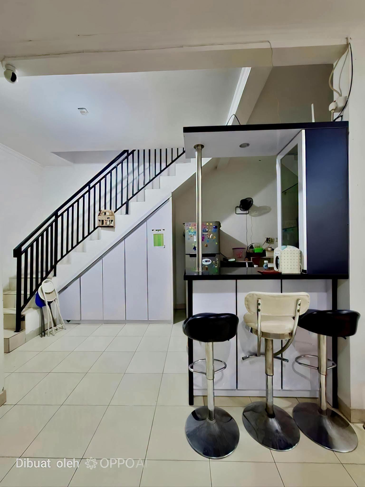Foto 3 Dijual Rumah di KOTA BEKASI - Rumah 2 Lantai Siap Huni Bintara Alam Permai Bekasi