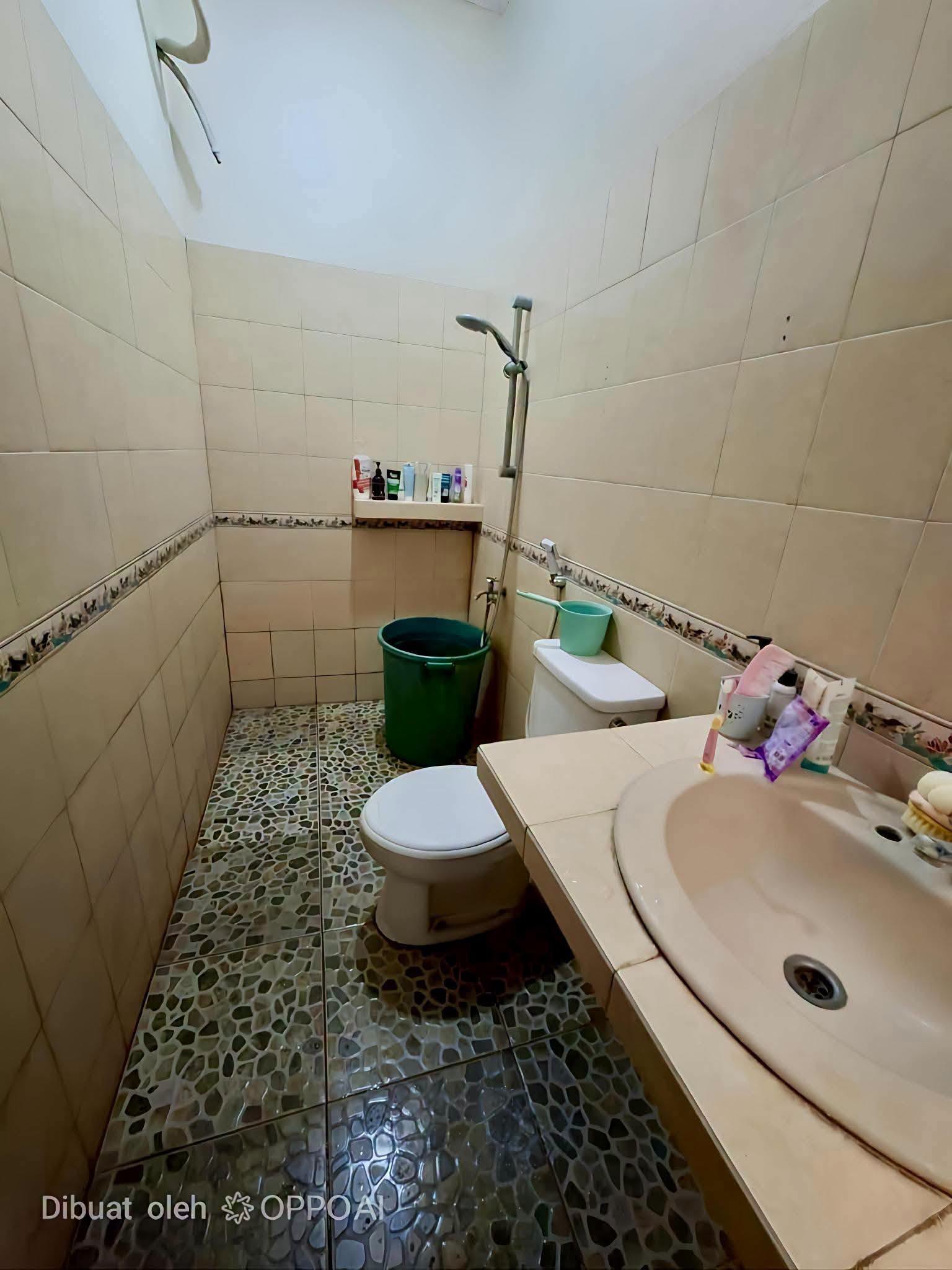 Foto 6 Dijual Rumah di KOTA BEKASI - Rumah 2 Lantai Siap Huni Bintara Alam Permai Bekasi