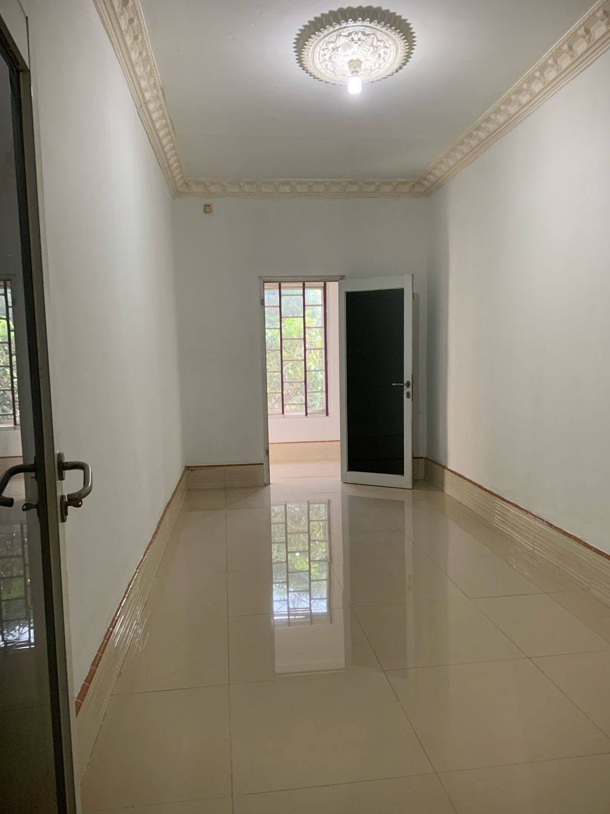 Foto 9 Dijual Rumah di KABUPATEN BEKASI - Rumah 2 Lantai Siap Huni Renovasi Taman Tridaya Indah 2 Tambun