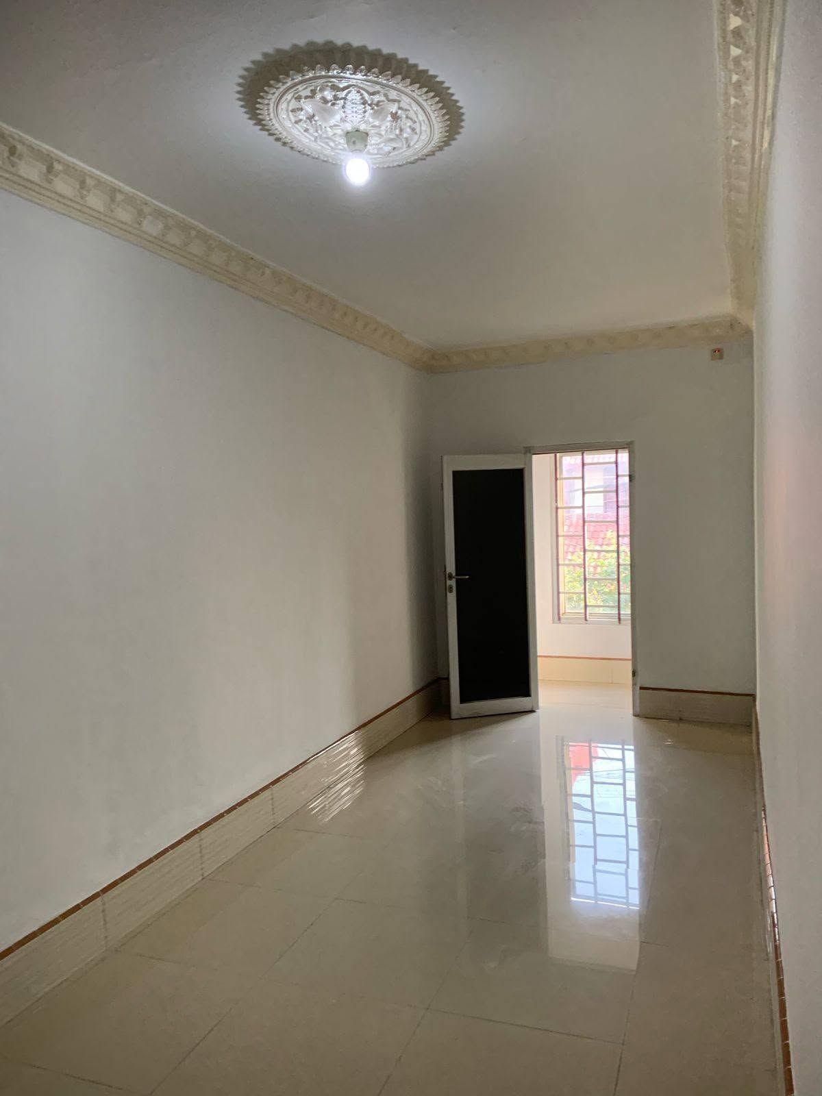 Foto 10 Dijual Rumah di KABUPATEN BEKASI - Rumah 2 Lantai Siap Huni Renovasi Taman Tridaya Indah 2 Tambun