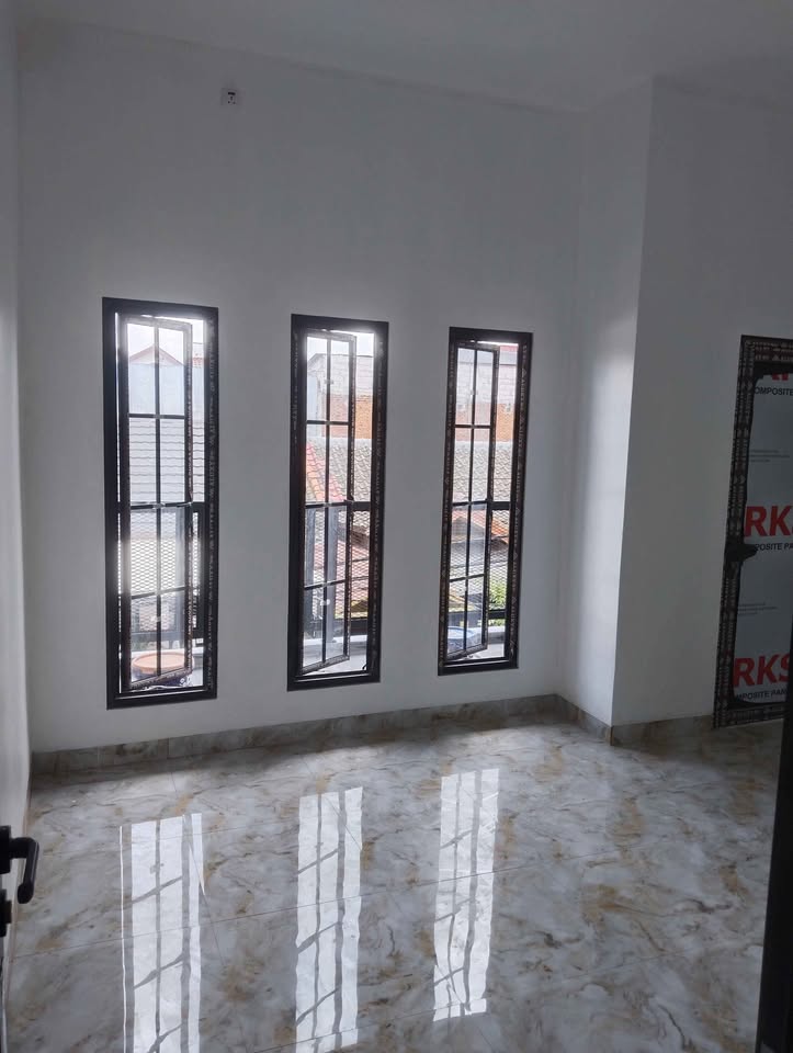 Foto 8 Dijual Rumah di KOTA BEKASI - Rumah Baru 2 Lantai Siap Huni Perumahan Harapan Indah Bekasi