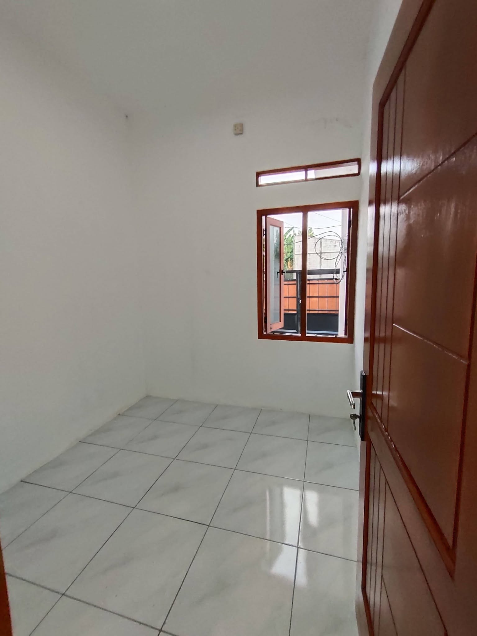 Foto 2 Dijual Rumah di KABUPATEN BEKASI - Rumah Baru Murah Siap Huni Posisi Hook di Ujung Harapan Bekasi