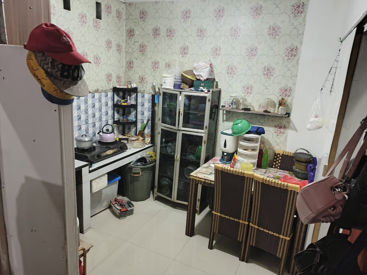 Foto 4 Dijual Rumah di KOTA BEKASI - Rumah Siap Tingkat Bebas Banjir Jl Bawang Cimuning Mustikajaya Bekasi