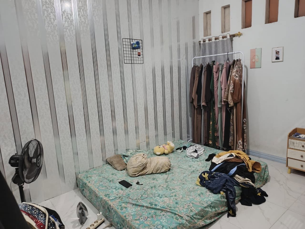 Foto 5 Dijual Rumah di KOTA BEKASI - Rumah Siap Tingkat Bebas Banjir Jl Bawang Cimuning Mustikajaya Bekasi