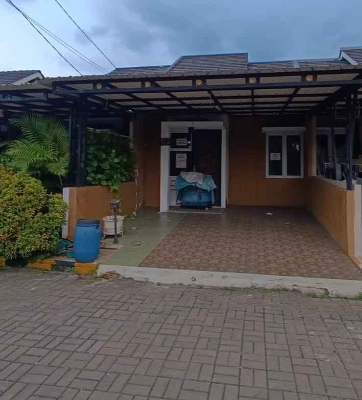 Dijual rumah via lelang  perumahan taman jatsari permai cluster grand victoria