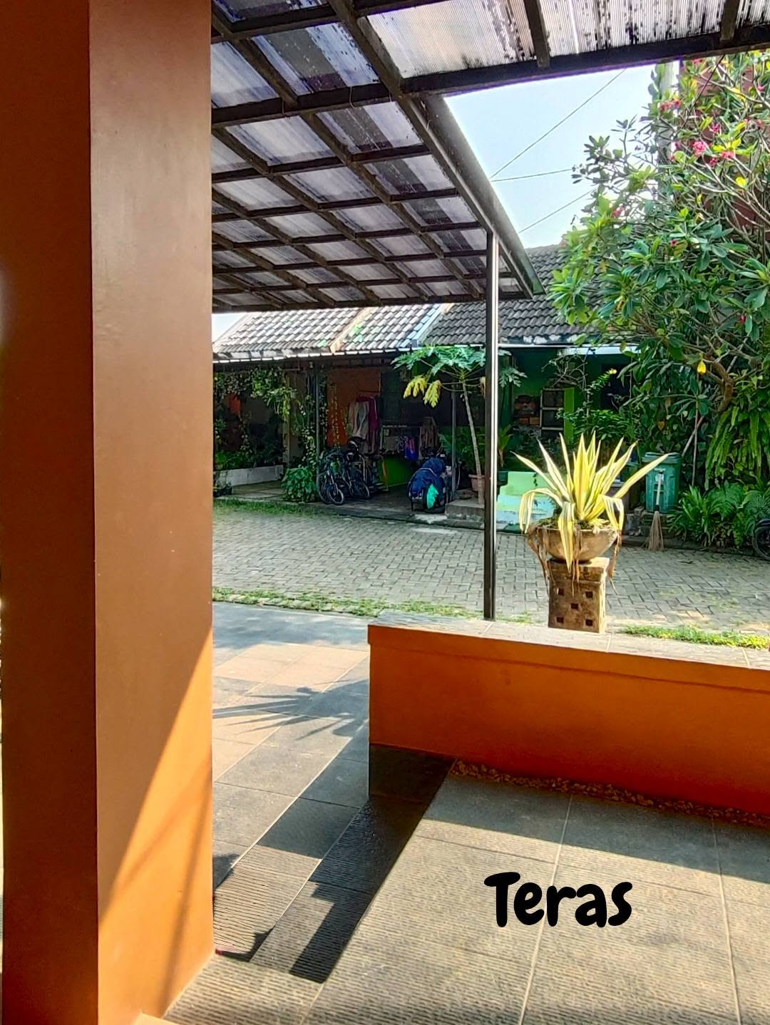 Foto 2 Dijual Rumah di KOTA DEPOK - JUAL/SEWA BU!! Sawangan, rumah sudah renov terawat