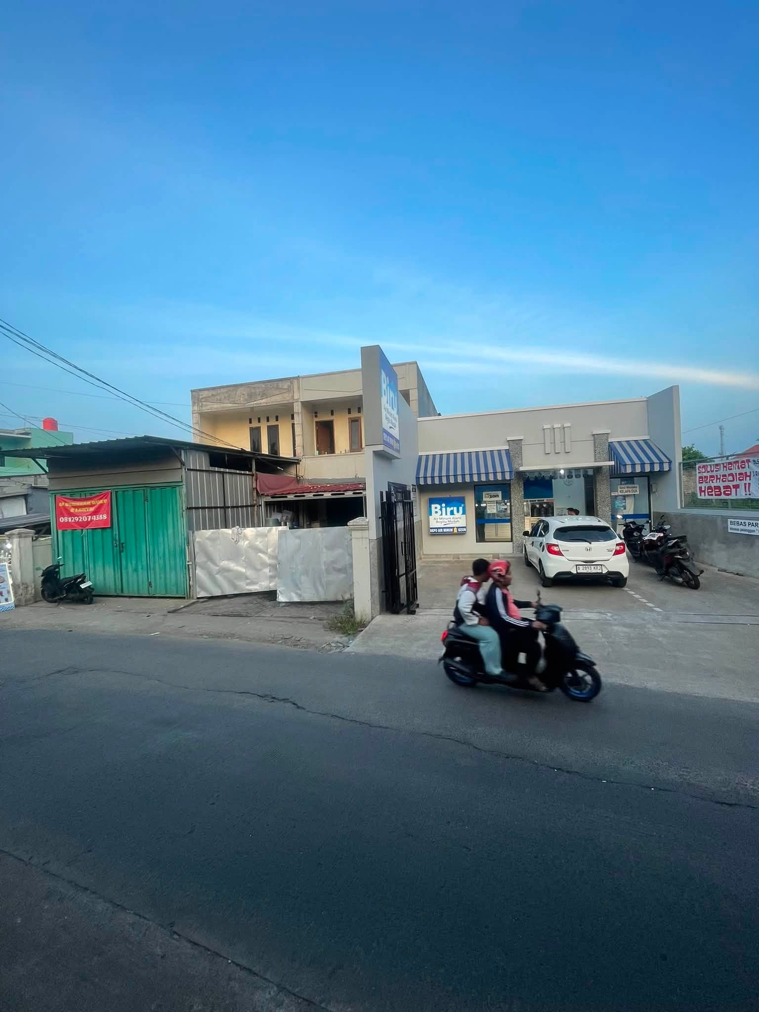Foto 7 Disewakan Ruko di KOTA BEKASI - Disewakan Ruko 2 Lantai Siap Pakai Padurenan Mustika Jaya Bekasi
