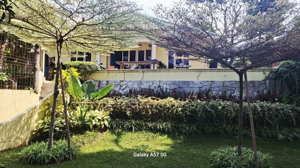 Foto 2 Dijual Villa di KABUPATEN BOGOR - Dijual rumah villa di jl utama desa cijeruk