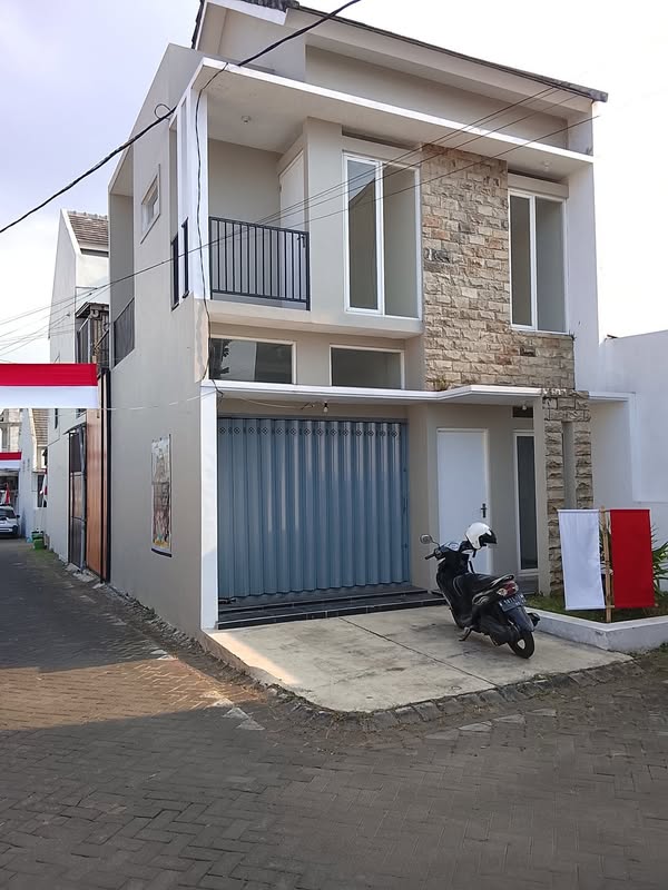 Rumah Bumi Mas Resident Klayatan Malang